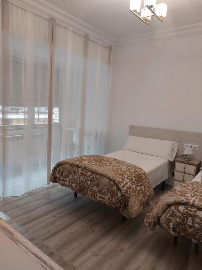 Pension Saint Mateo Logroño Extérieur photo