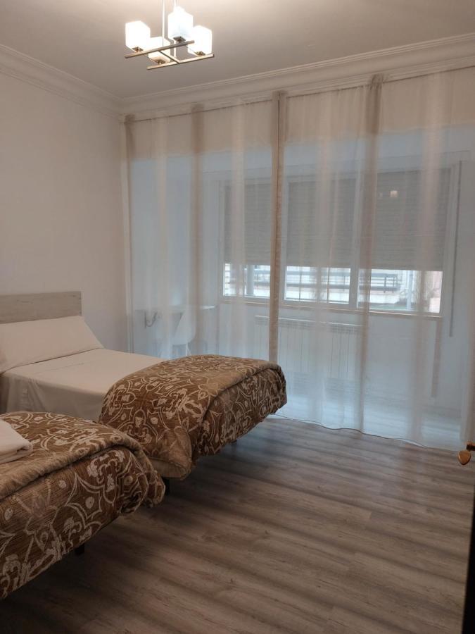 Pension Saint Mateo Logroño Extérieur photo