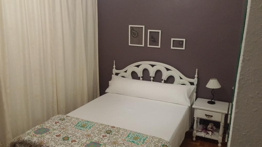 Pension Saint Mateo Logroño Extérieur photo