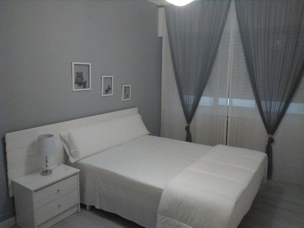 Pension Saint Mateo Logroño Extérieur photo